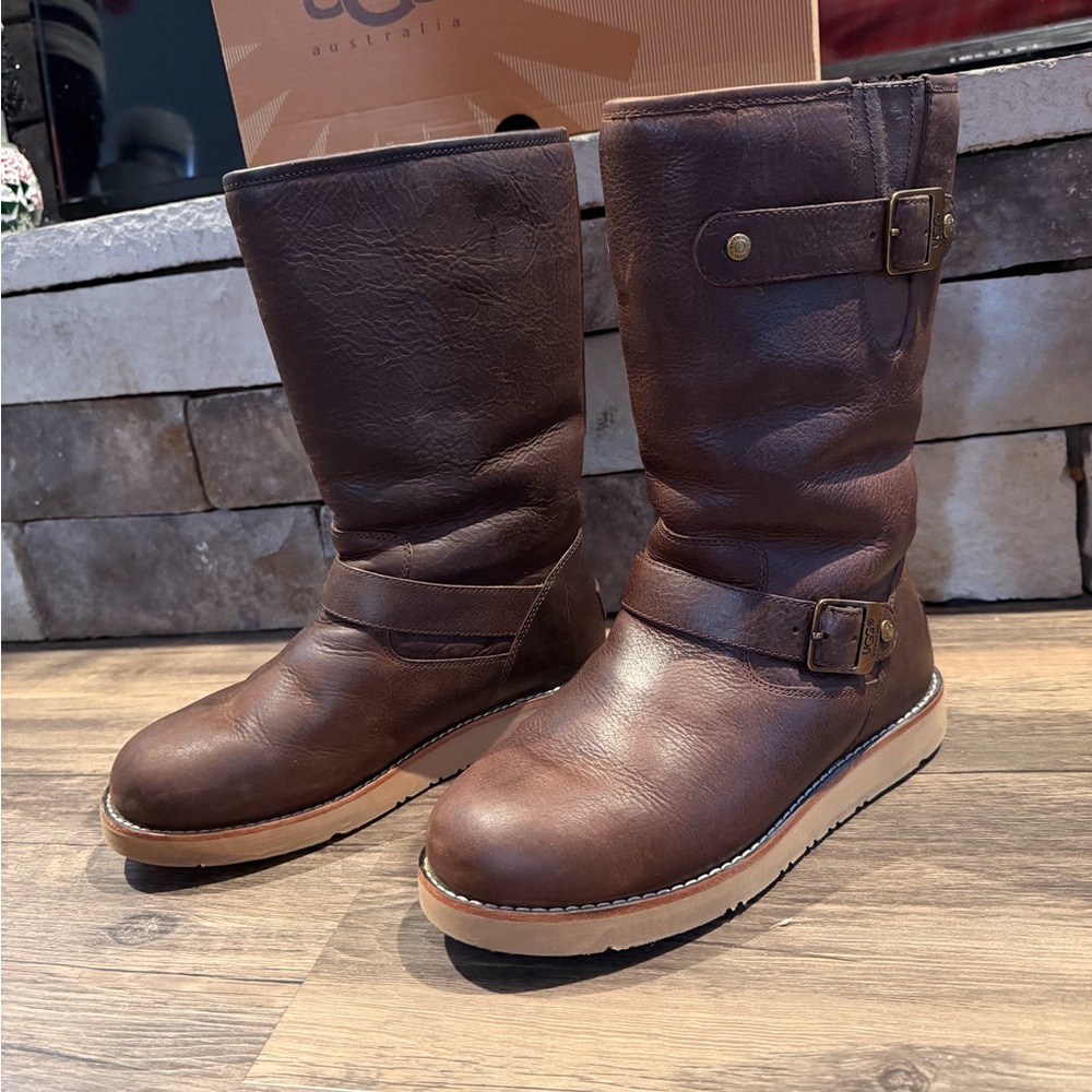 UGG Women’s Kensington II Dark Brown Leather Boots